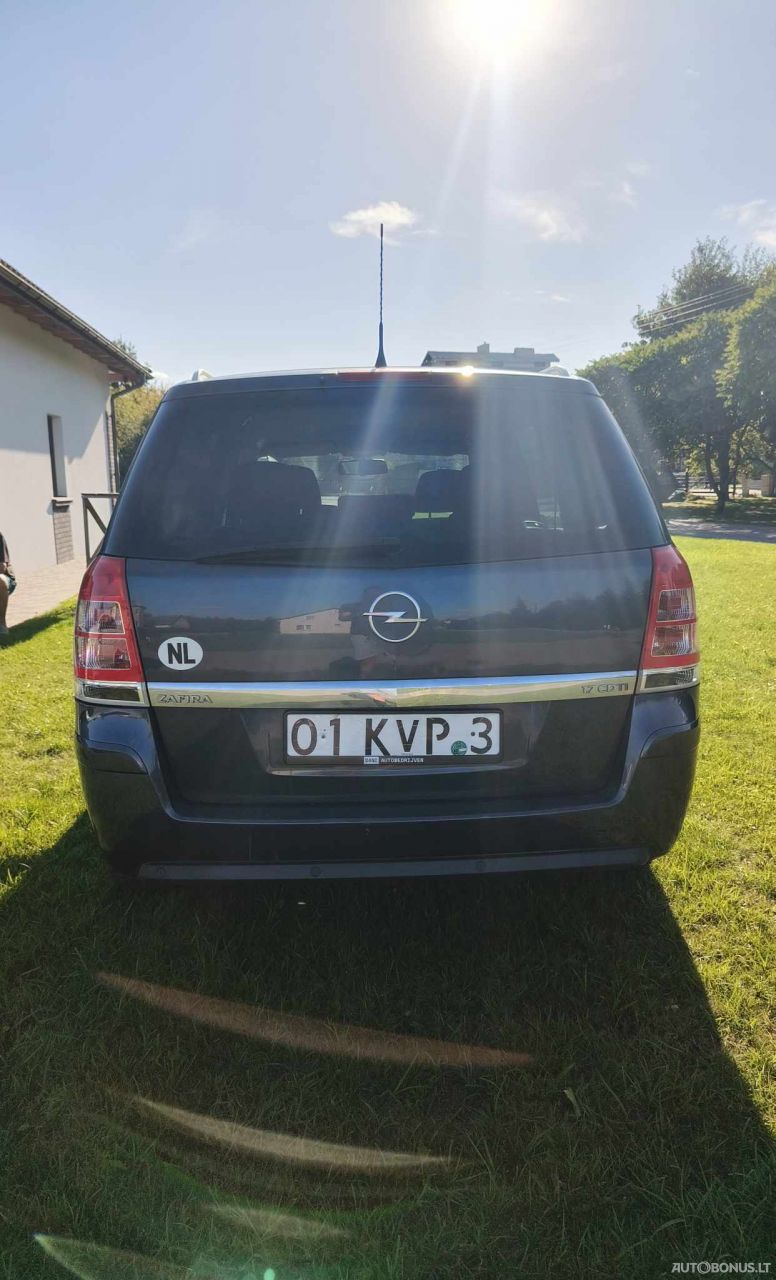 Opel Zafira | 3