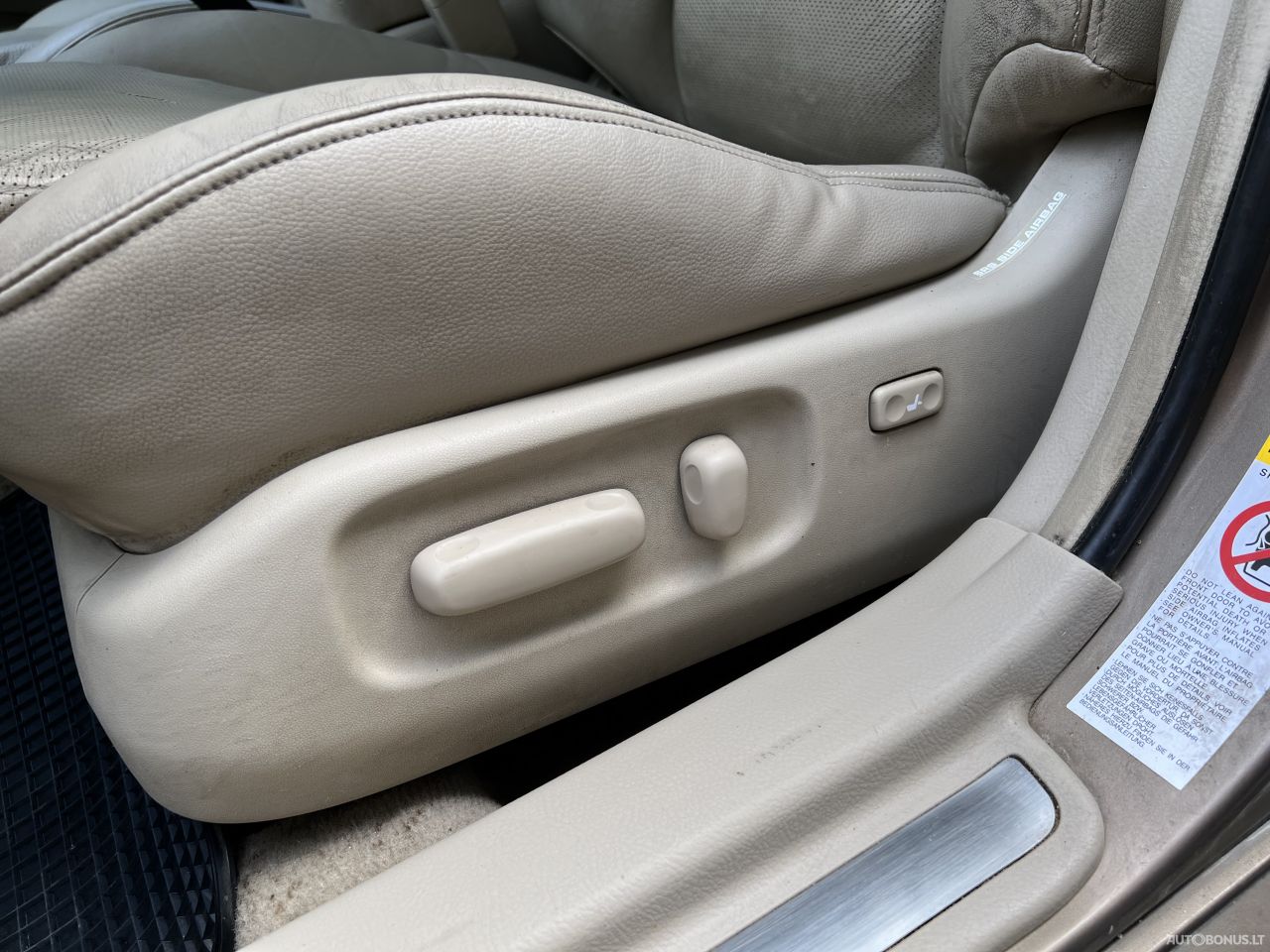 Toyota Avensis | 11