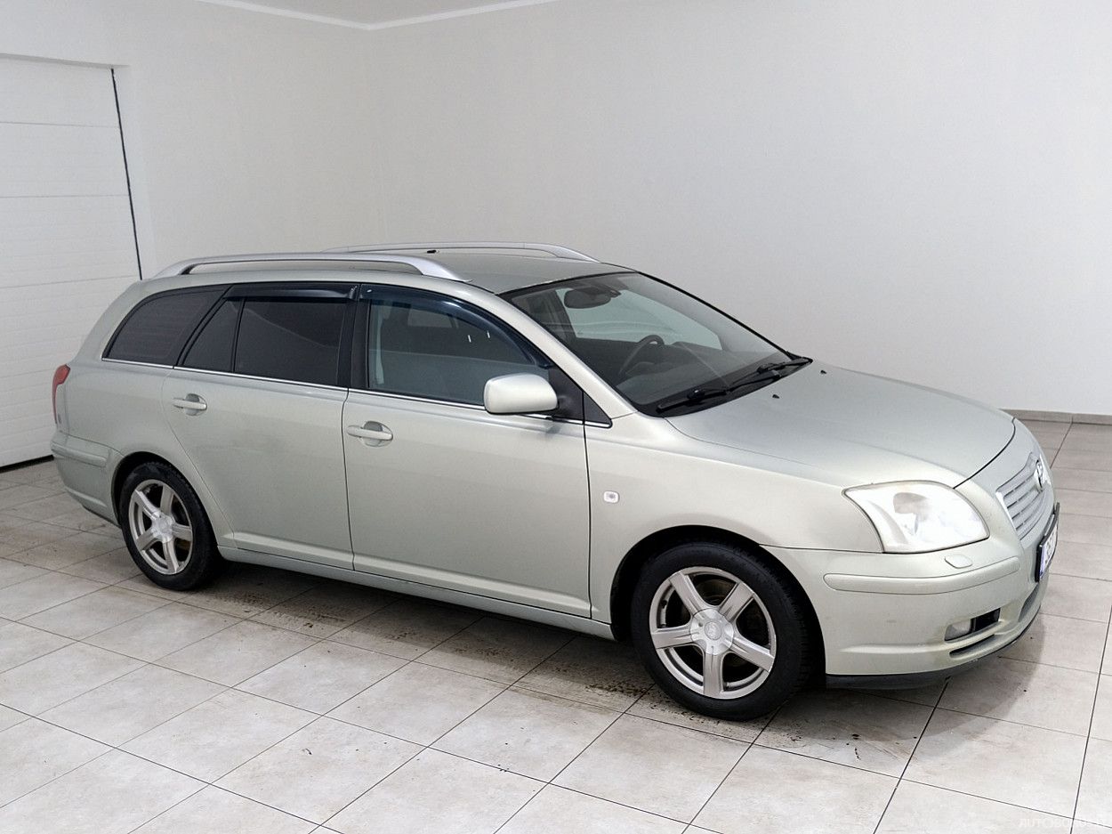 Toyota Avensis | 0