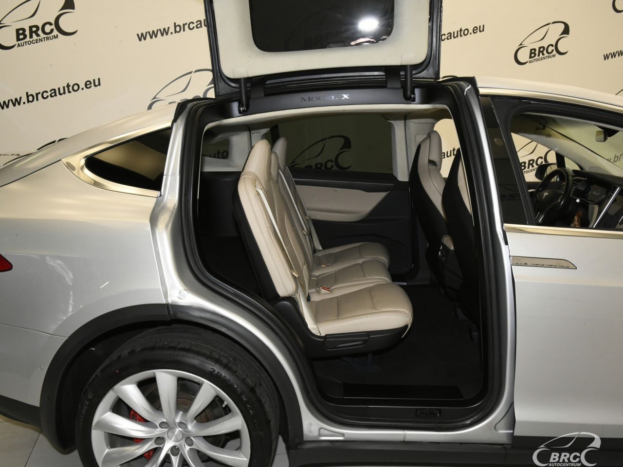 Tesla Model X | 6