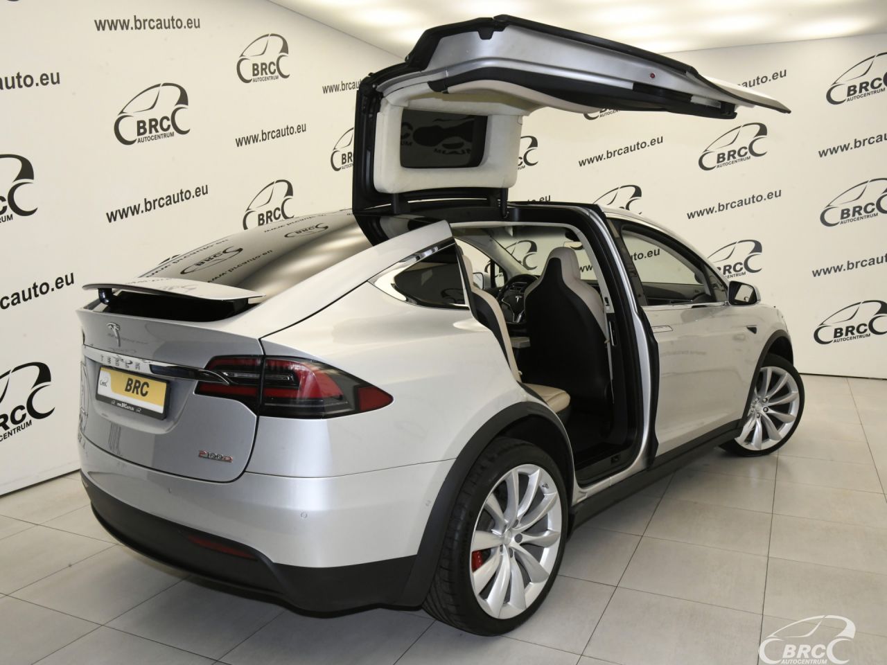 Tesla Model X | 9