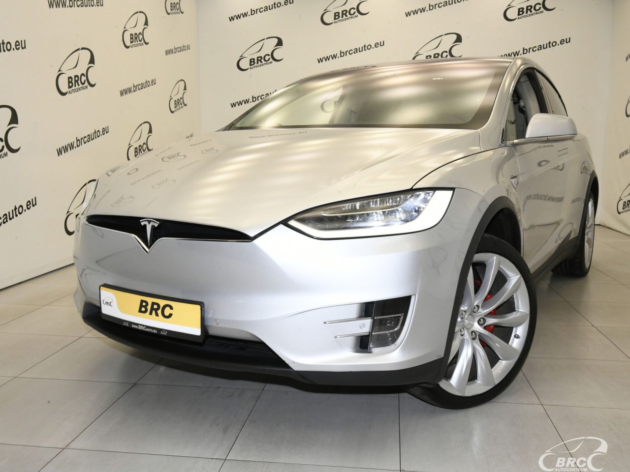 Tesla Model X | 28