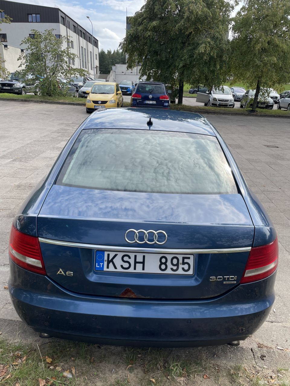 Audi A6 | 4