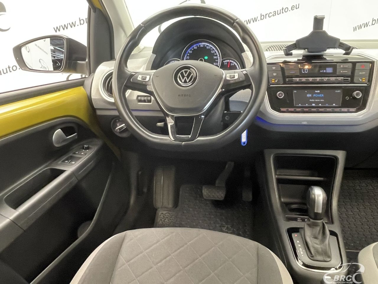 Volkswagen Up | 12