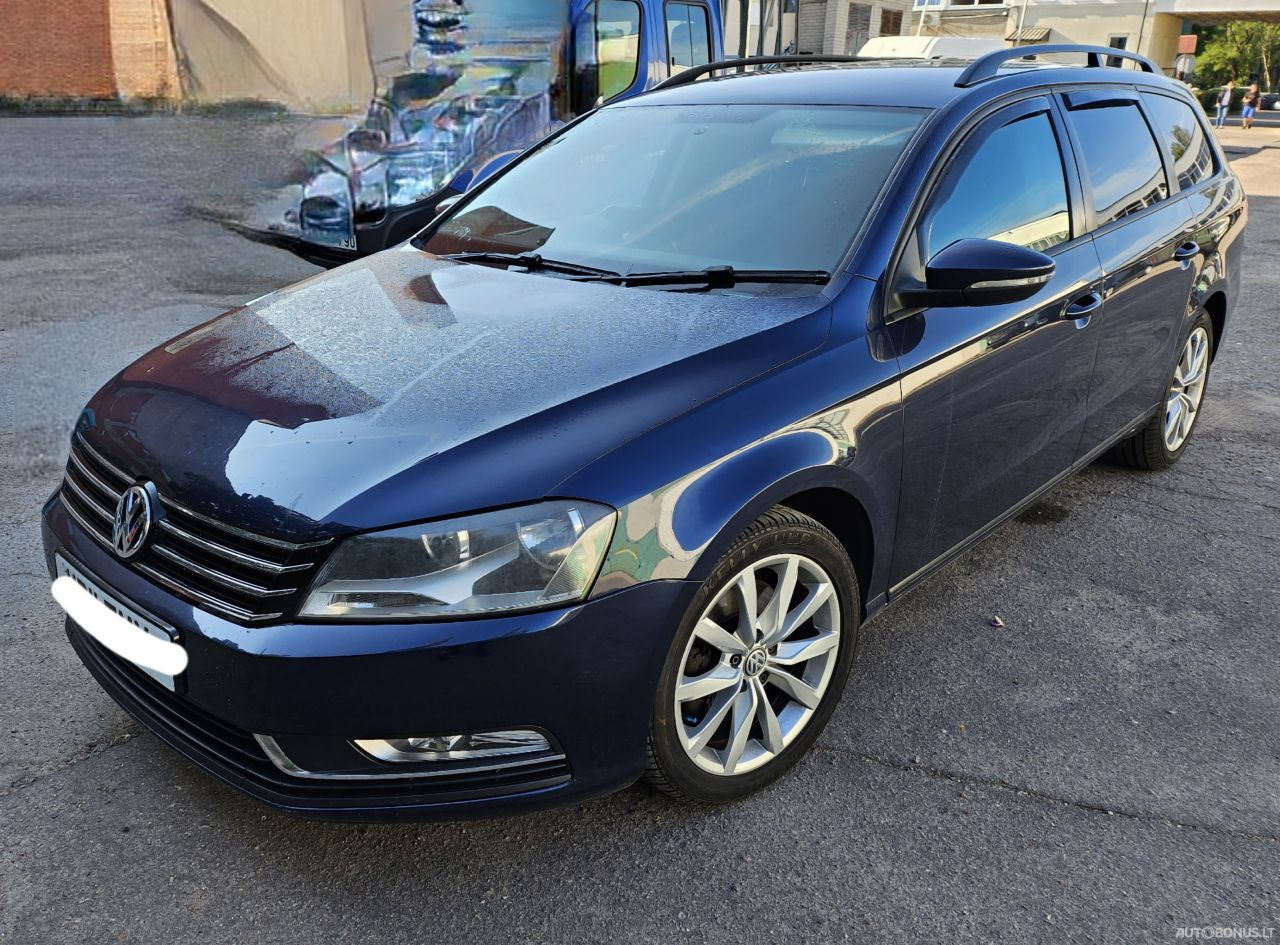 Volkswagen Passat, Universalas