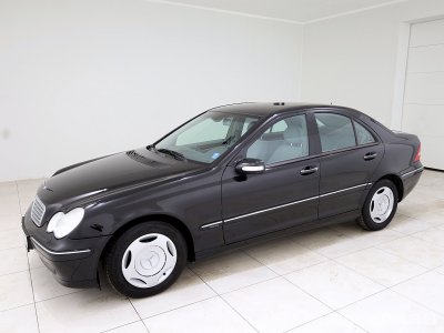 Mercedes-Benz C180 | 1