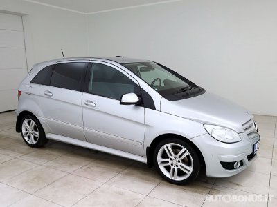 Mercedes-Benz B200