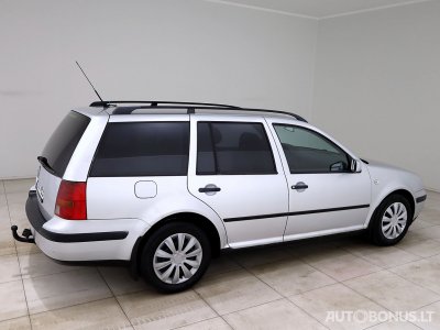 Volkswagen Golf | 2