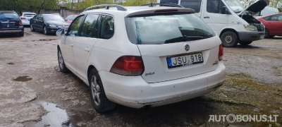 Volkswagen Golf | 1