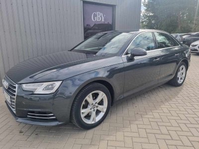 Audi A4, 2.0 l., Седан