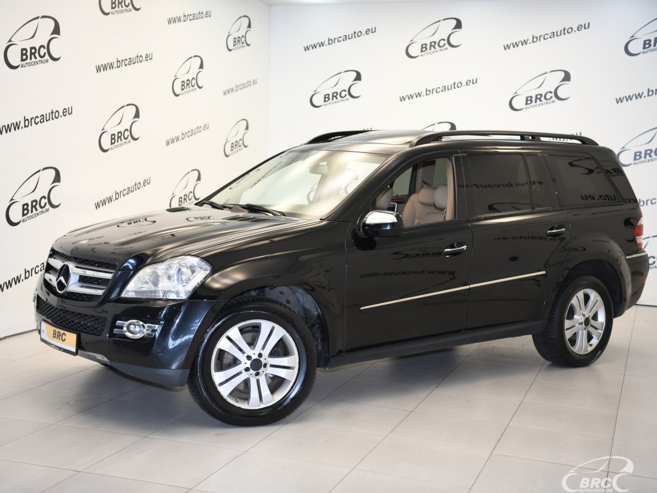 Mercedes-Benz GL450 | 0