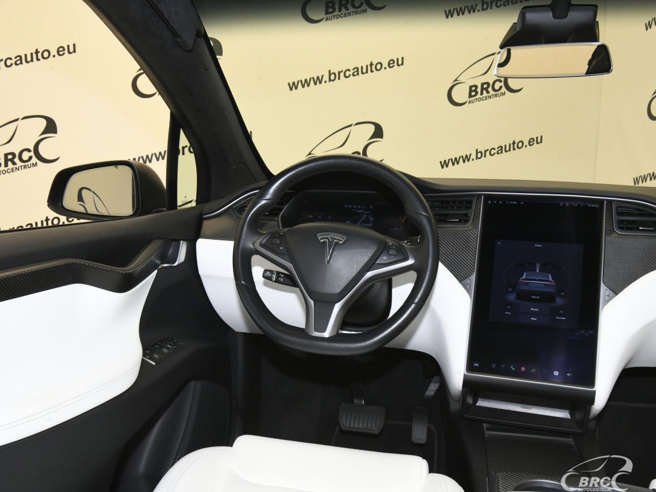 Tesla Model X | 13