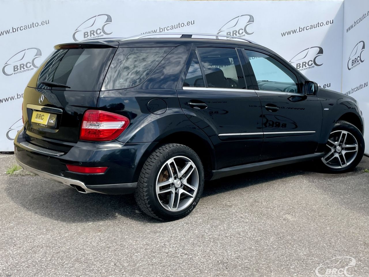 Mercedes-Benz ML300 | 1