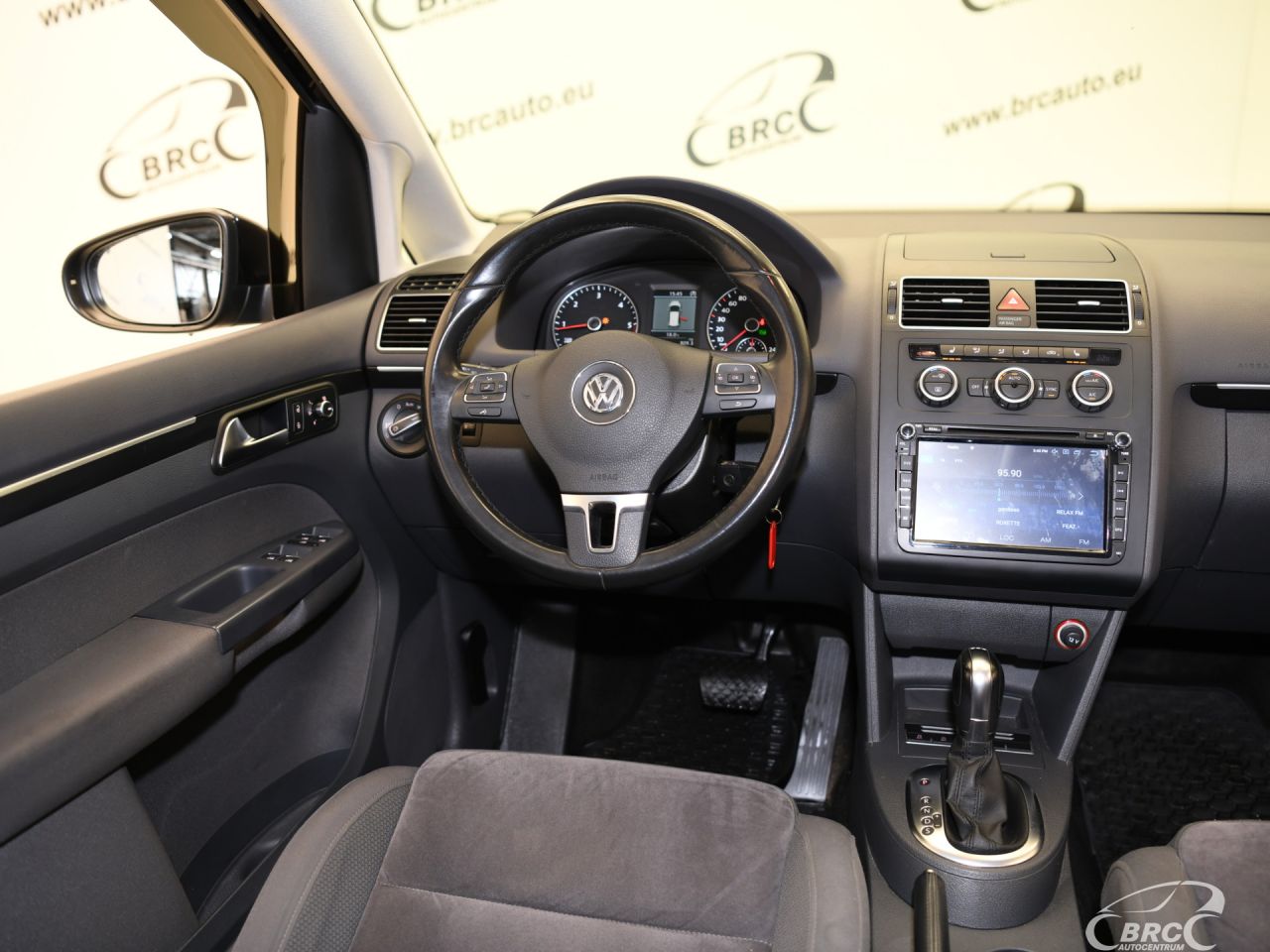 Volkswagen Touran | 11