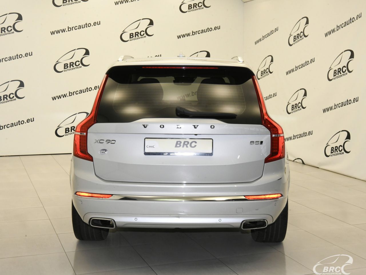 Volvo XC90 | 46