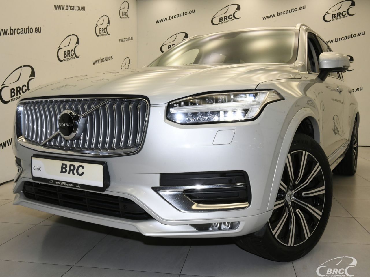 Volvo XC90 | 43