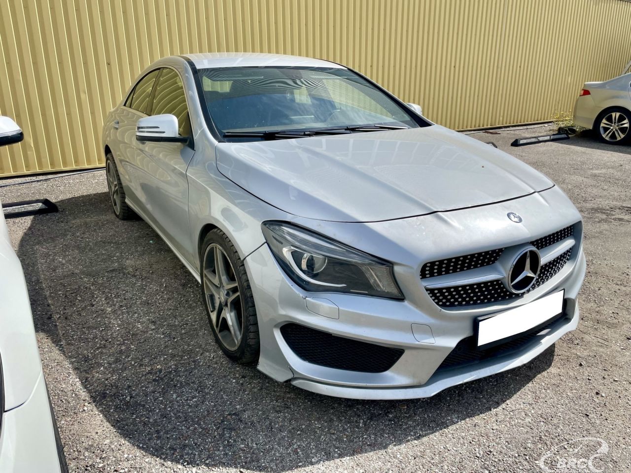 Mercedes-Benz CLA250 | 1