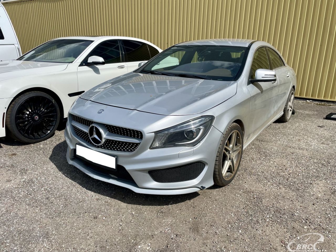 Mercedes-Benz CLA250 | 0