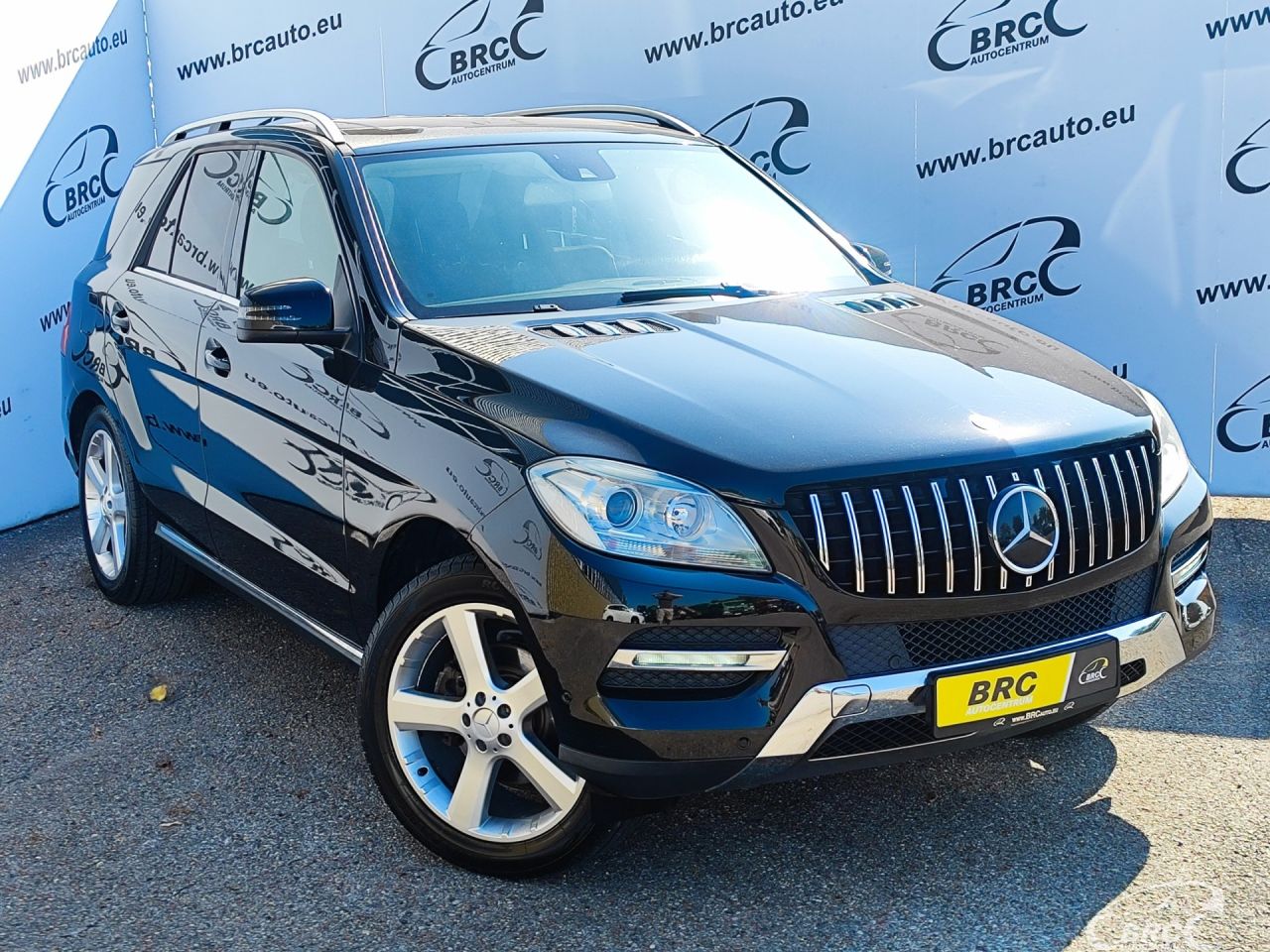 Mercedes-Benz ML350 | 49