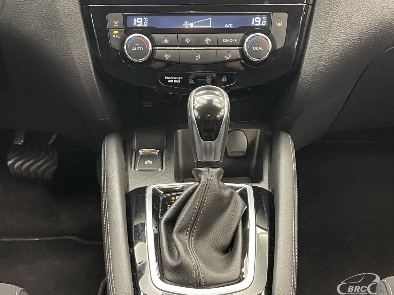 Nissan Qashqai | 15