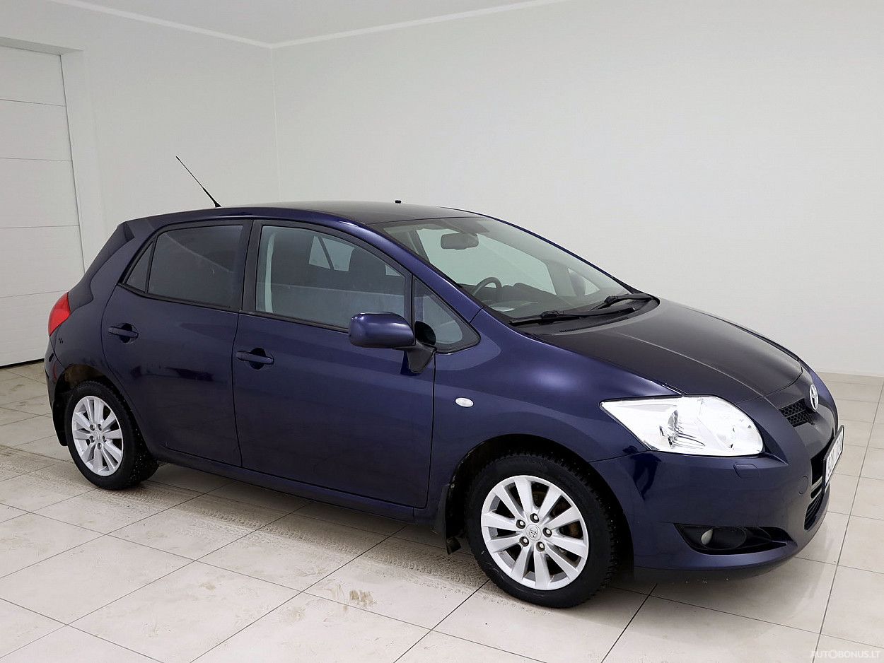 Toyota Auris, 1.6 l., Хэтчбек