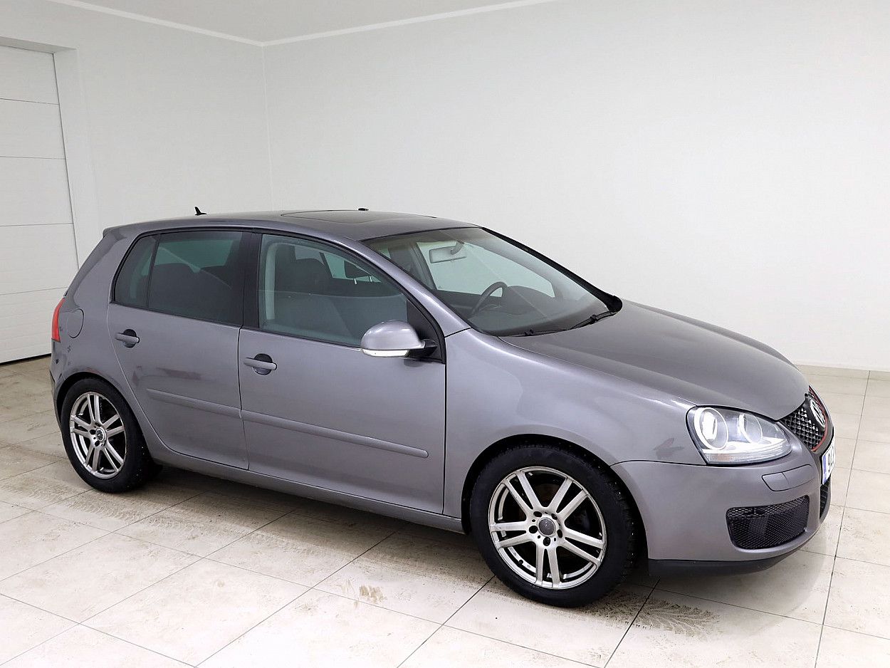 Volkswagen Golf | 0