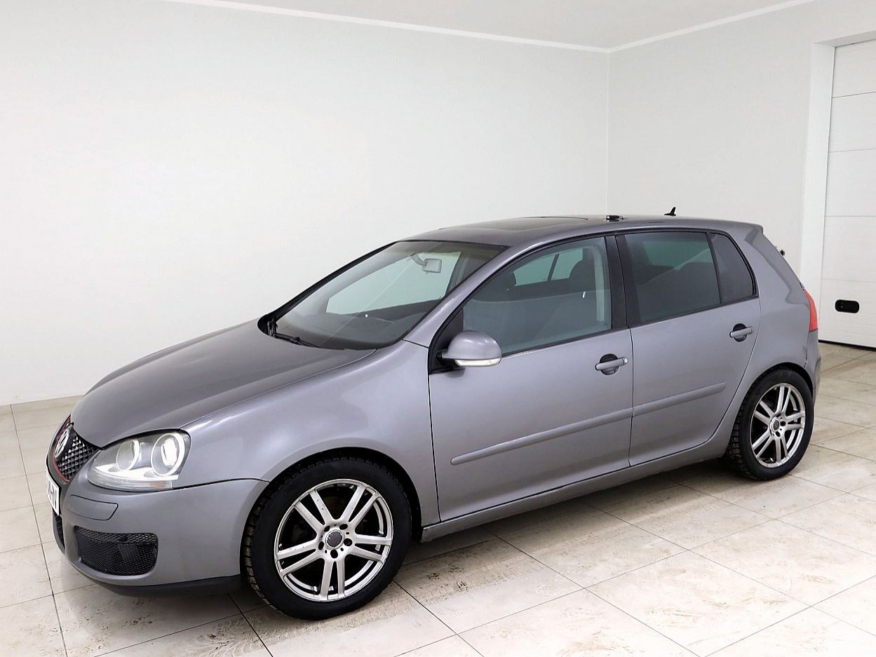 Volkswagen Golf | 1