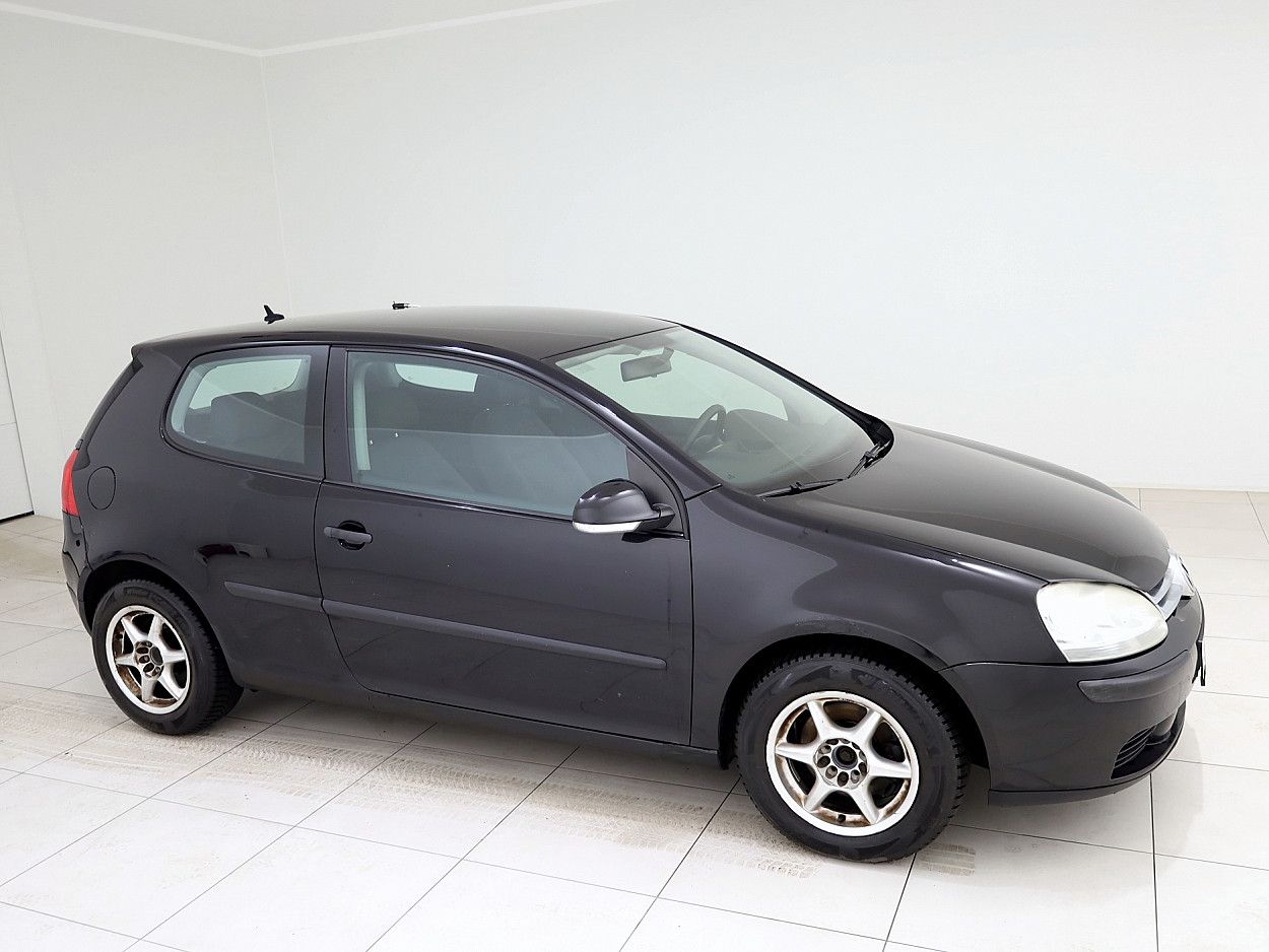 Volkswagen Golf | 0