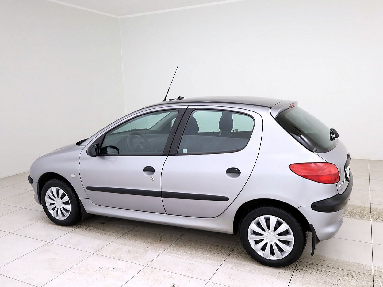 Peugeot 206 | 3