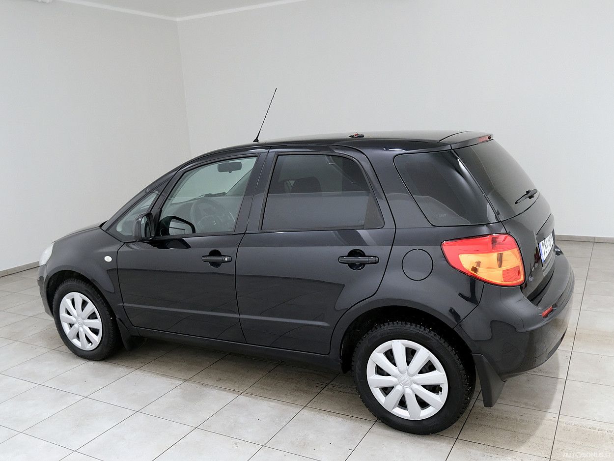 Suzuki SX4 | 3