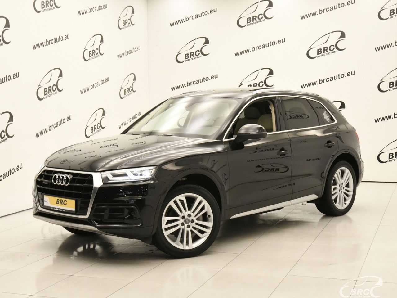 Audi Q5 | 0