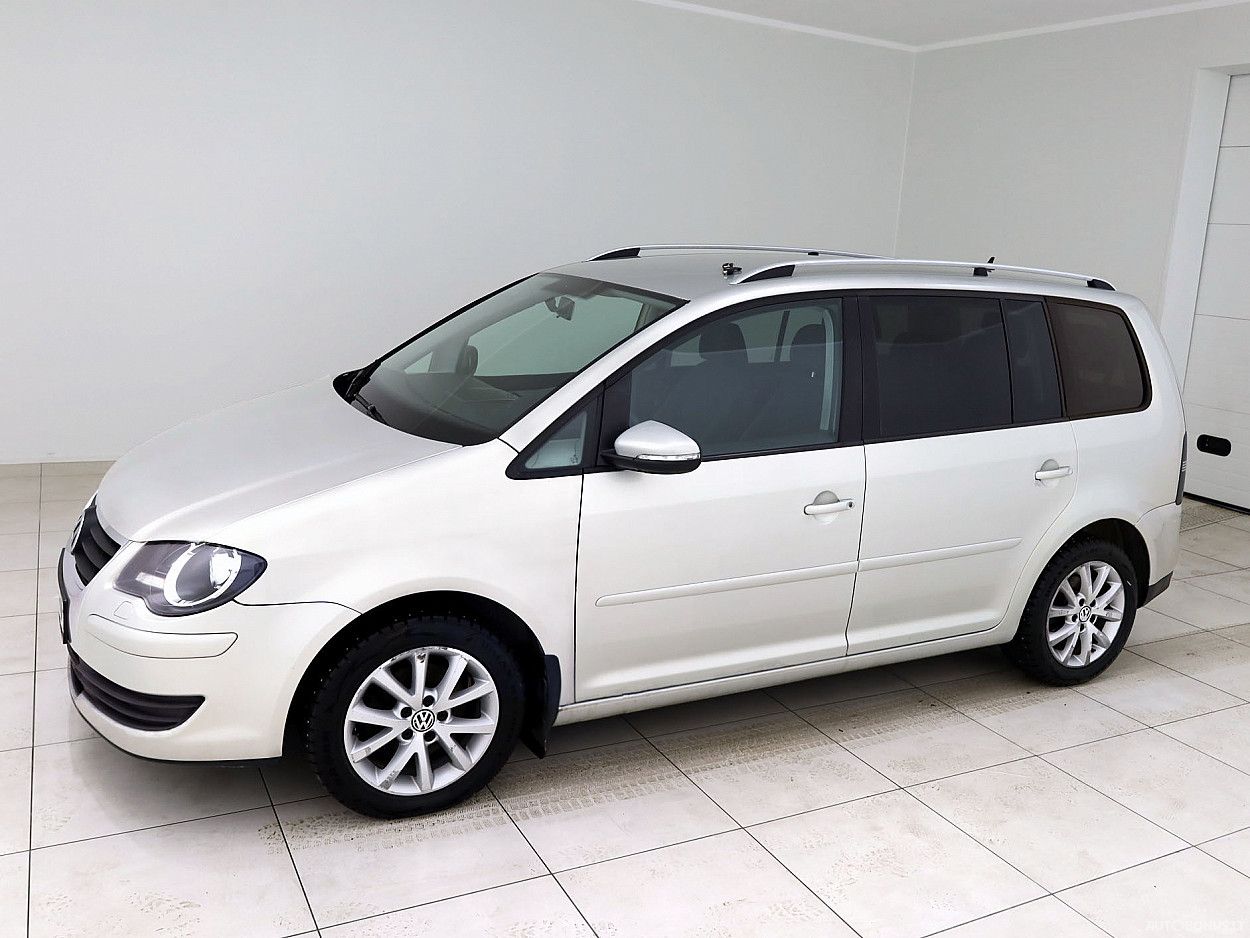 Volkswagen Touran | 1