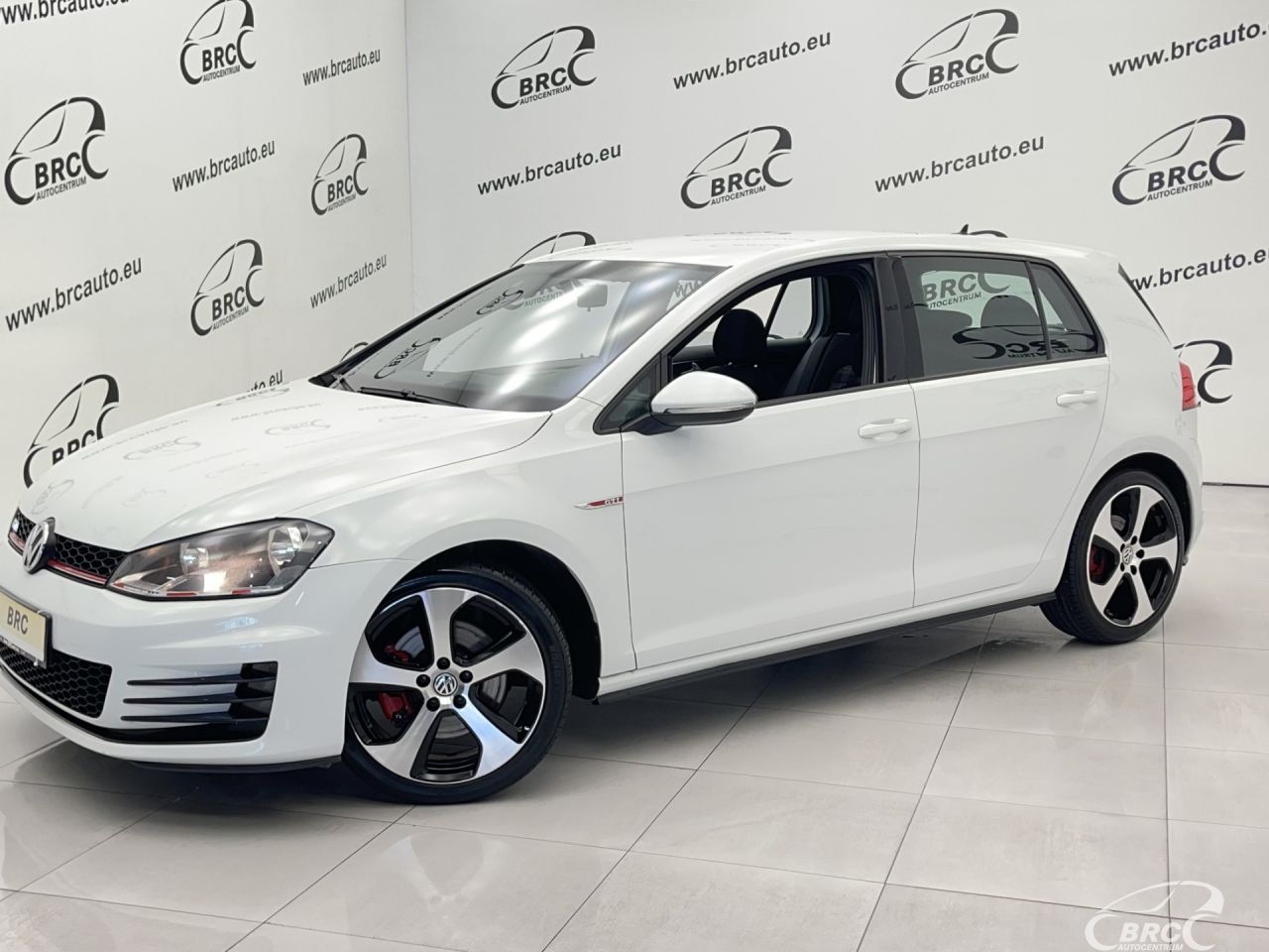 Volkswagen Golf | 0