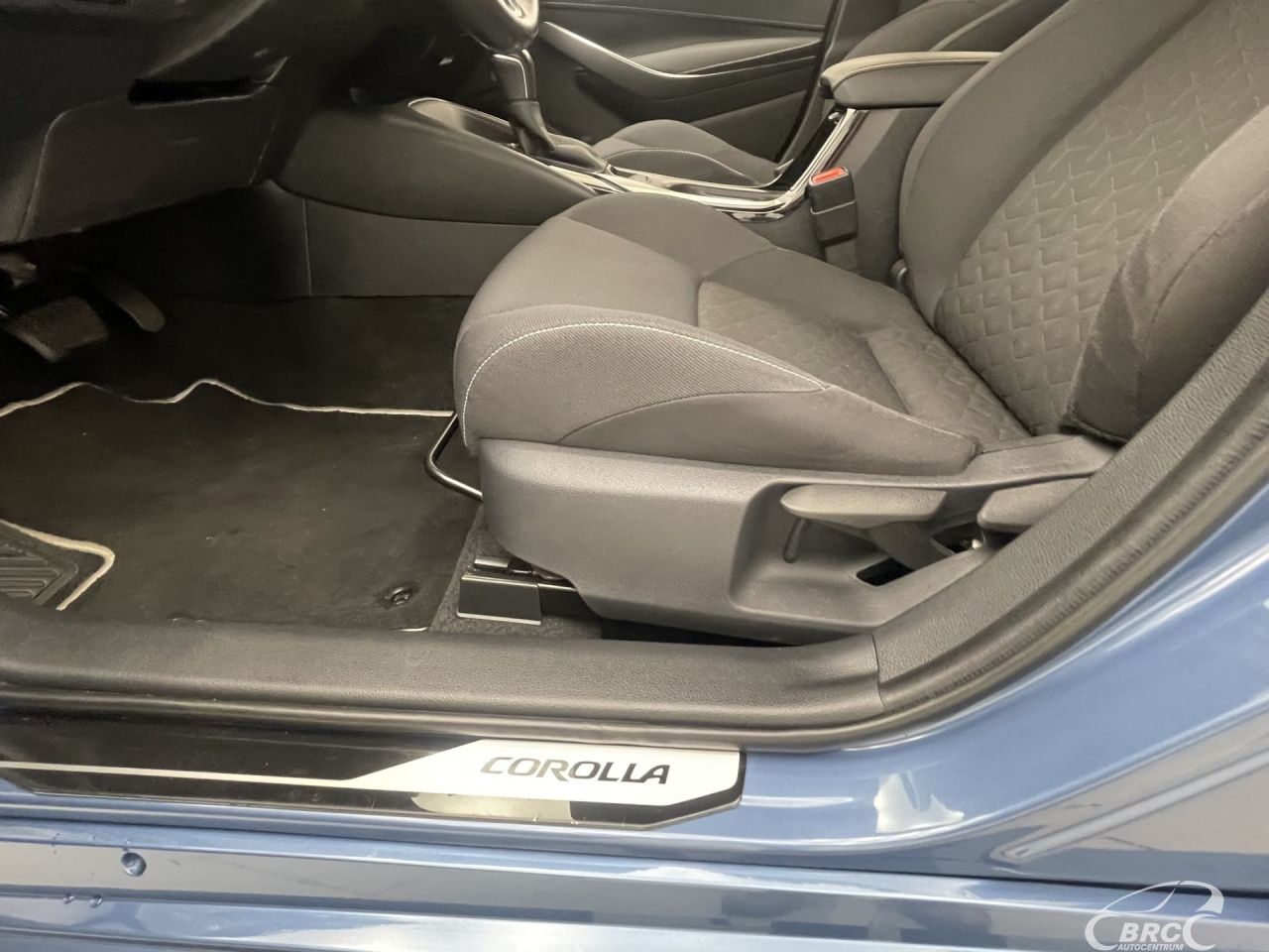 Toyota Corolla | 19