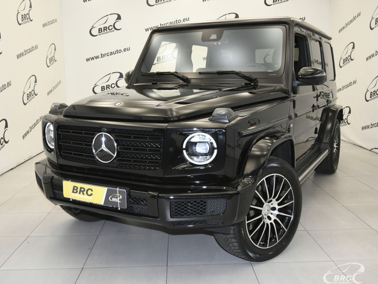 Mercedes-Benz G500 | 49