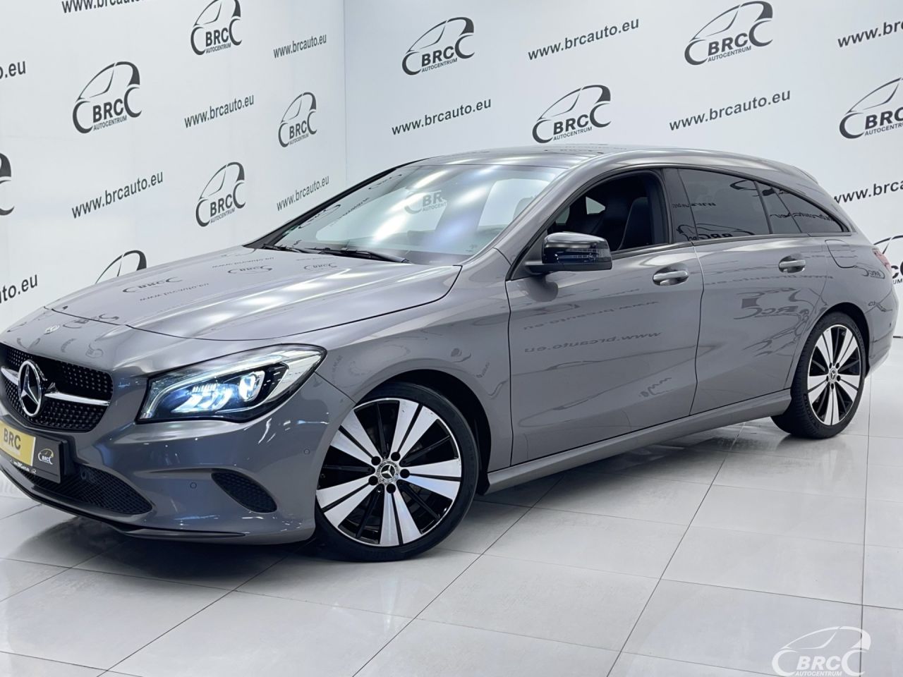 Mercedes-Benz CLA220