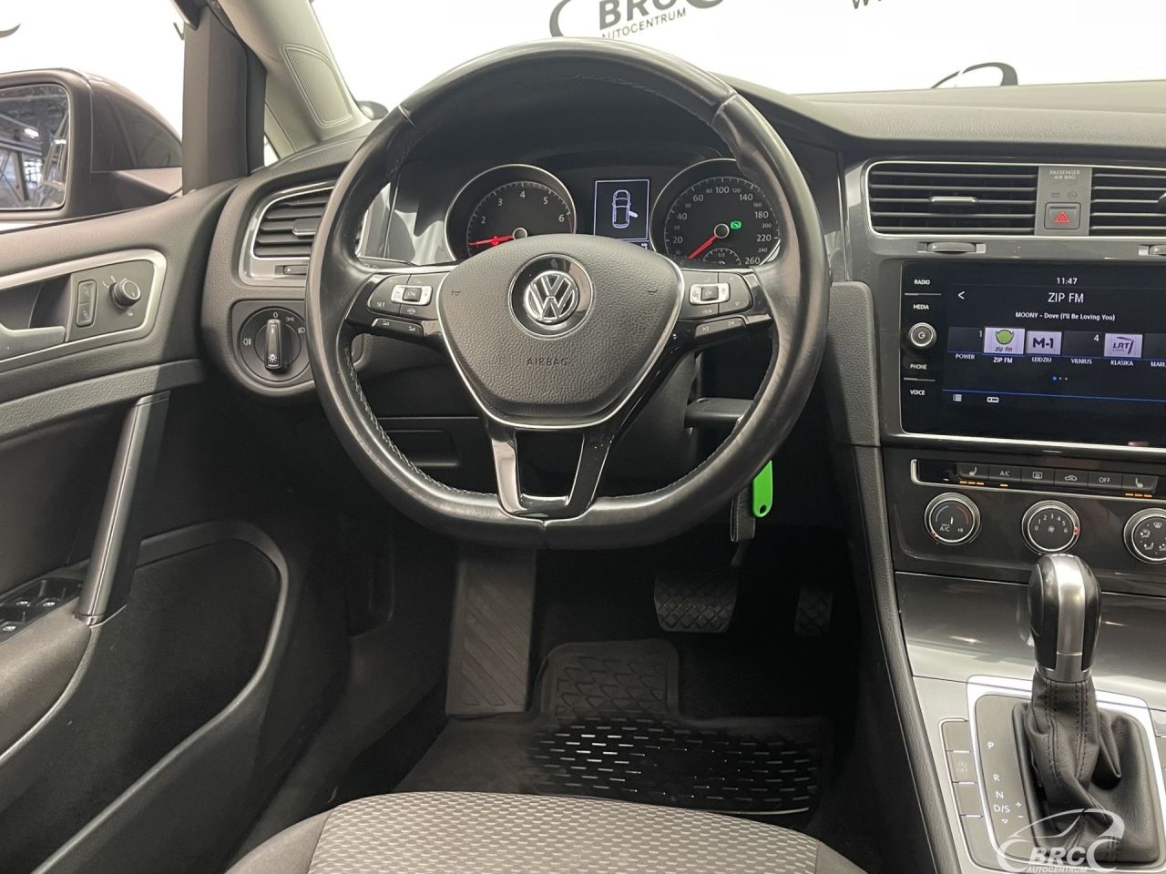 Volkswagen Golf | 12