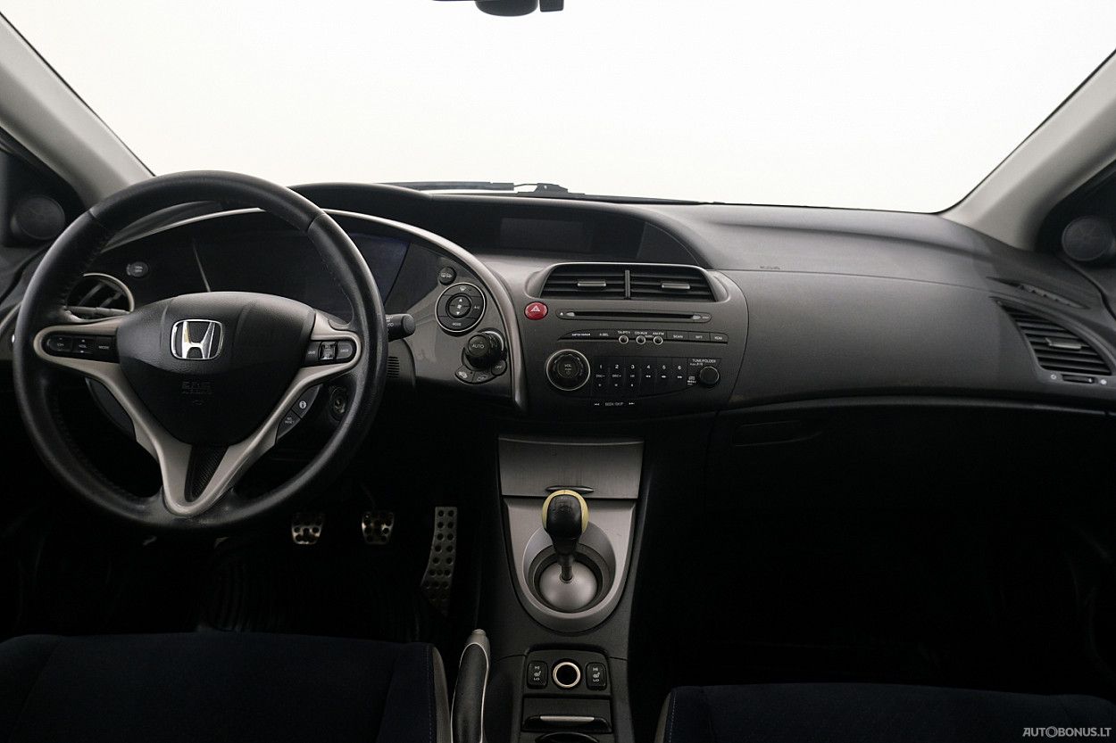 Honda Civic | 4