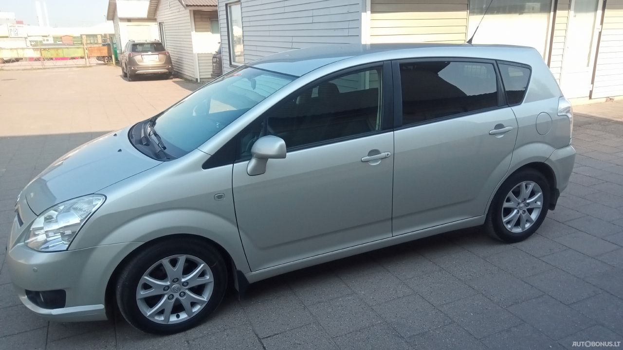 Toyota Corolla Verso | 1