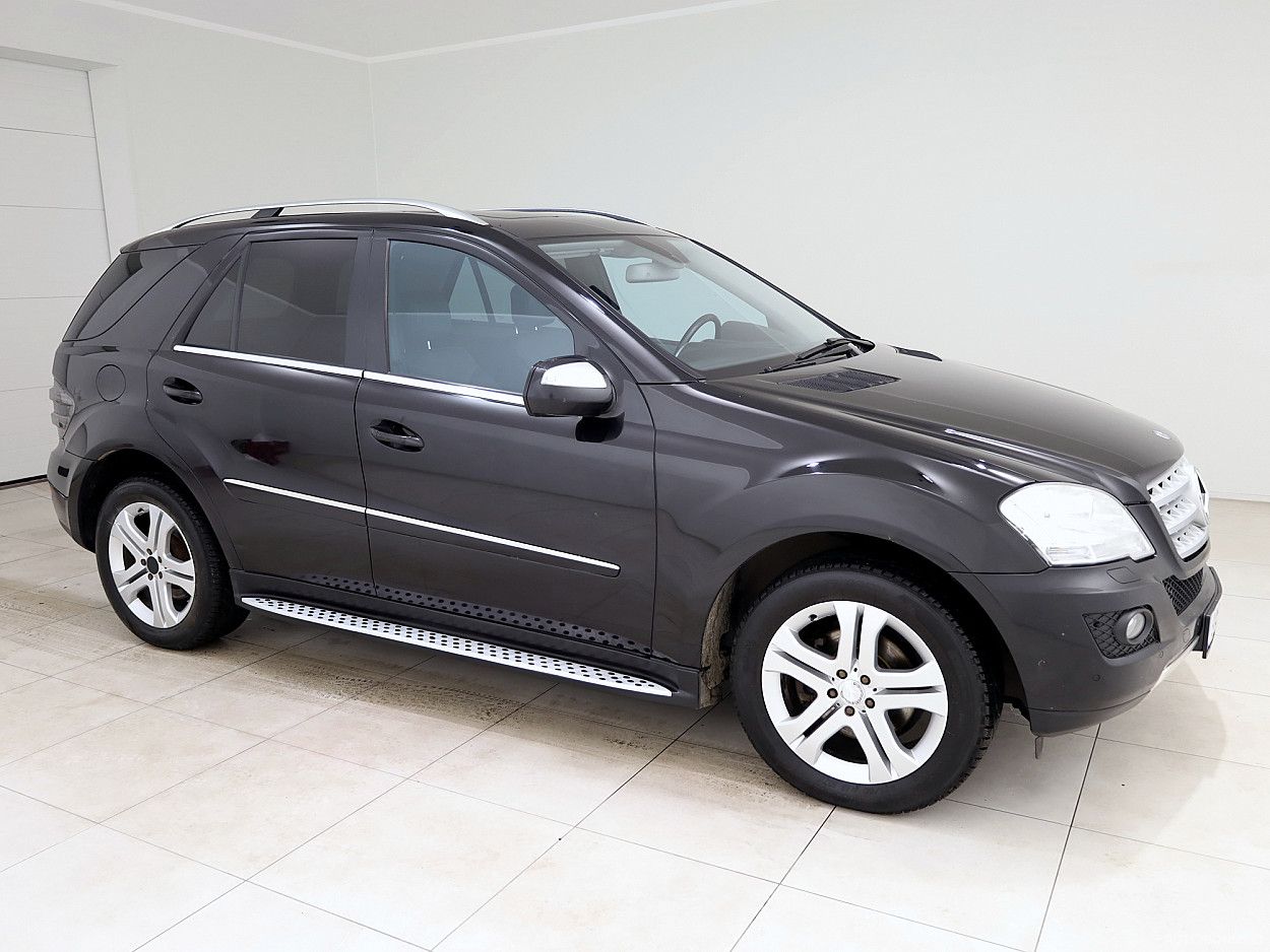 Mercedes-Benz ML350