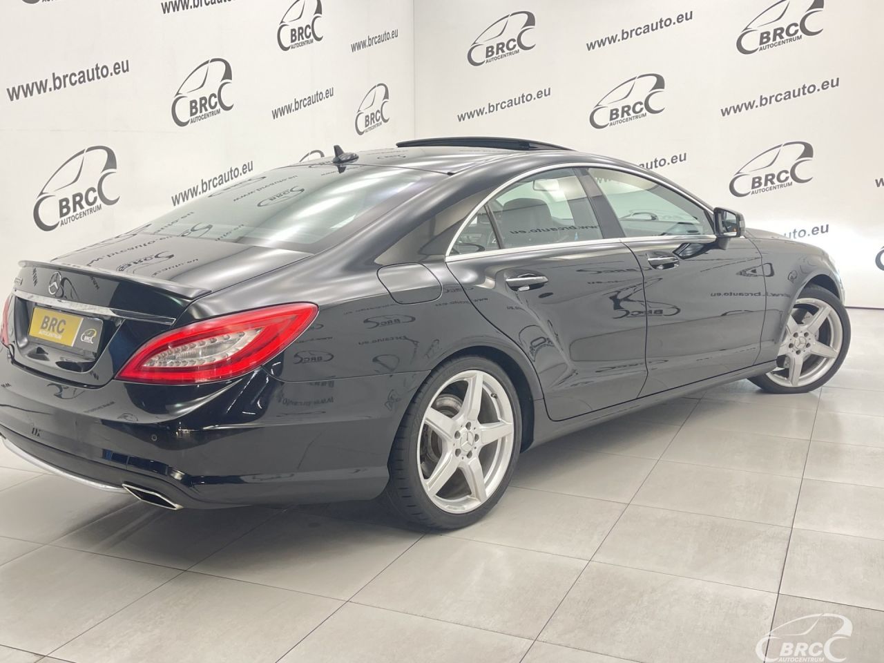 Mercedes-Benz CLS550 | 1