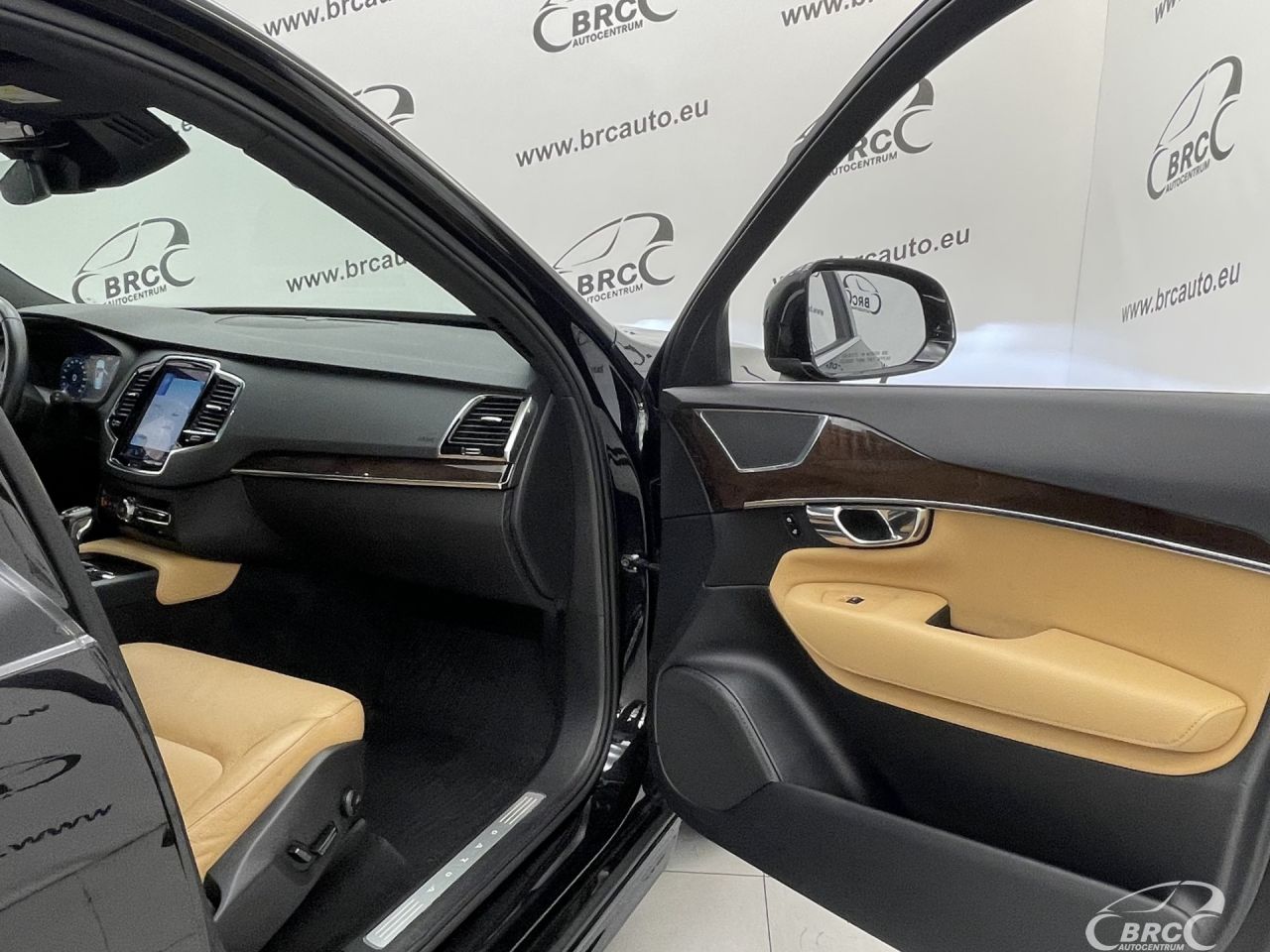 Volvo XC90 | 7