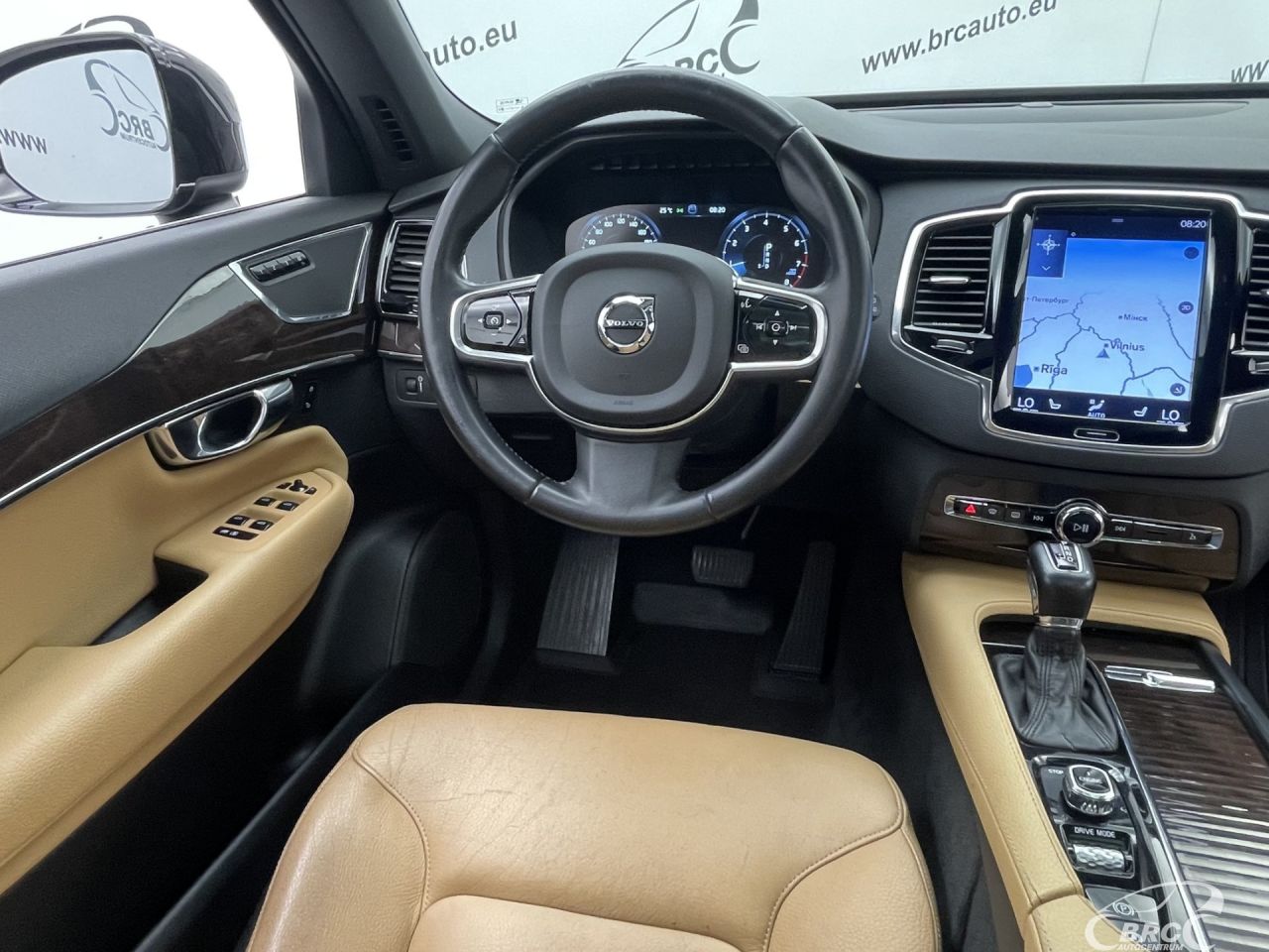 Volvo XC90 | 14