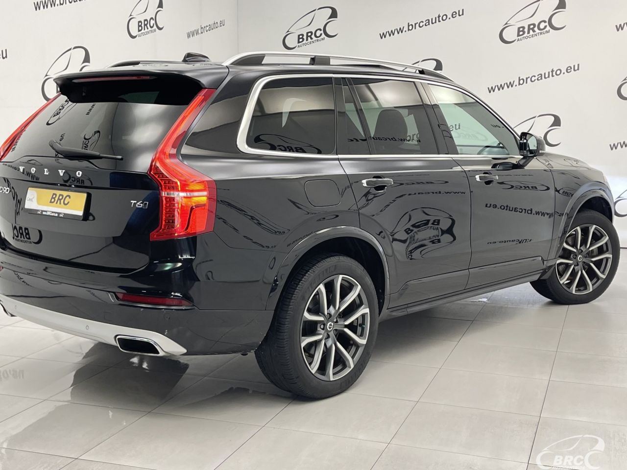 Volvo XC90 | 1