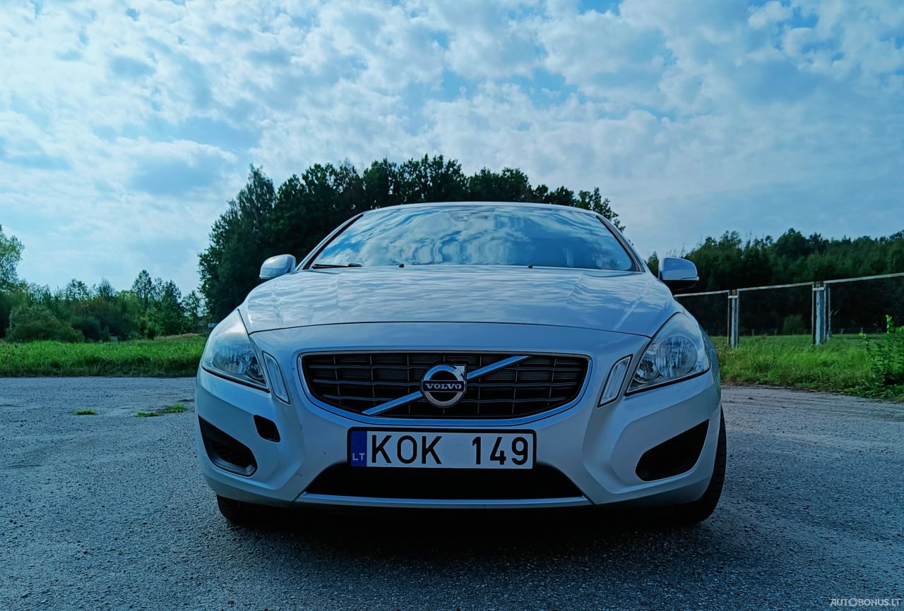 Volvo S60 | 6