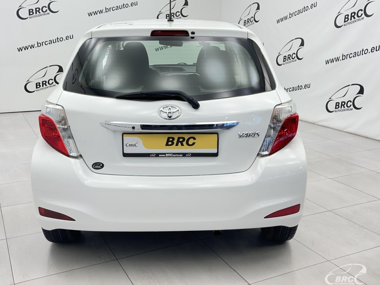 Toyota Yaris | 29
