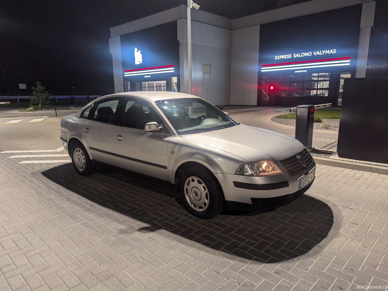 Volkswagen Passat | 4