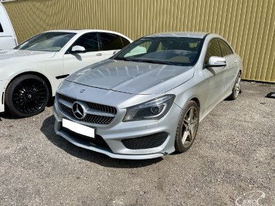 Mercedes-Benz CLA250