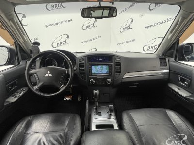 Mitsubishi Pajero | 2
