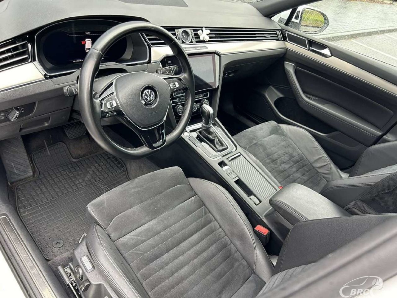 Volkswagen Passat | 1